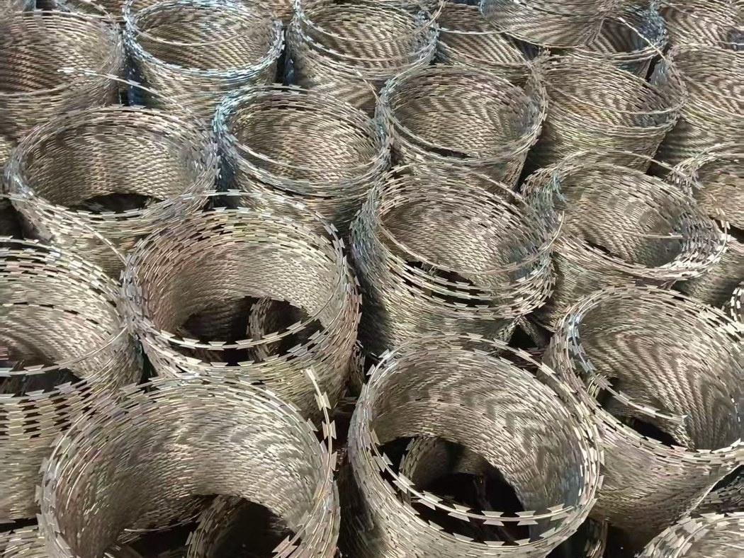 Barbed Wire & Razor Wire product photo