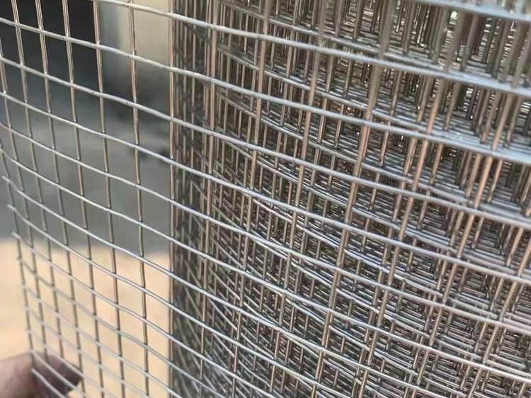Welded Wire Mesh & Fabricated Panels installation detail
